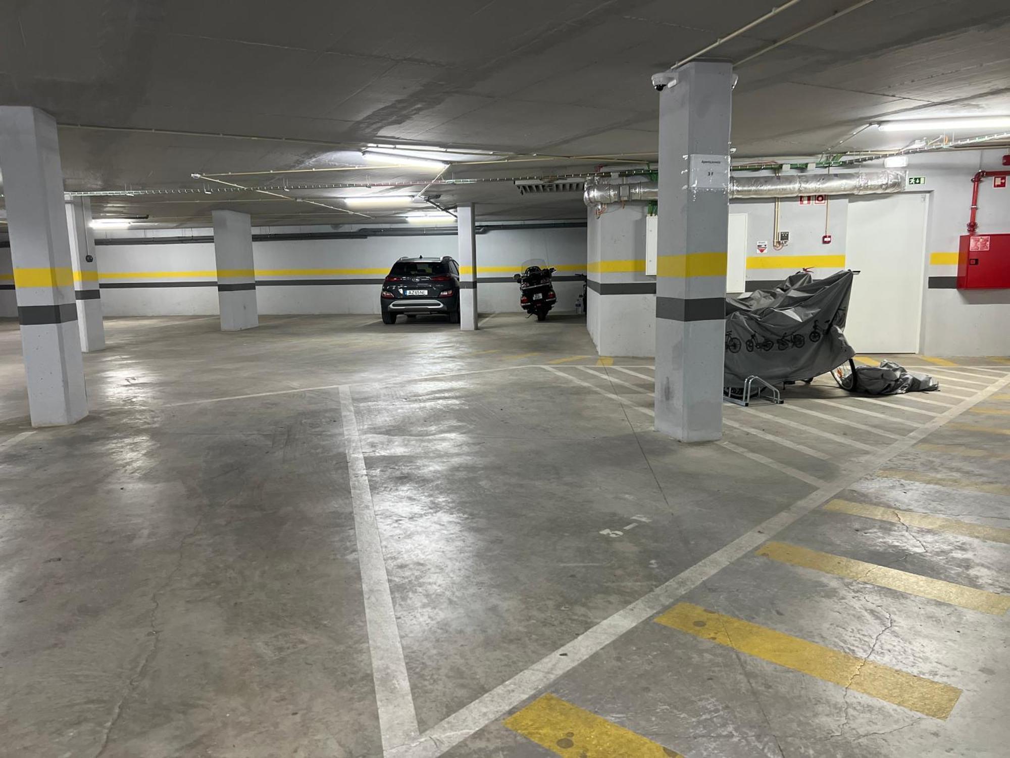 Apartamento Elegante Com Garagem E Piscina Na Praia Da Rocha Apartment *